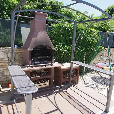 House Nena Holiday home Pula