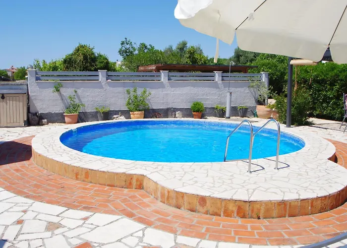 House Nena Holiday home *