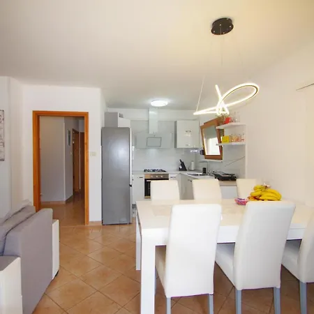 House Nena Vakantiehuis Pula