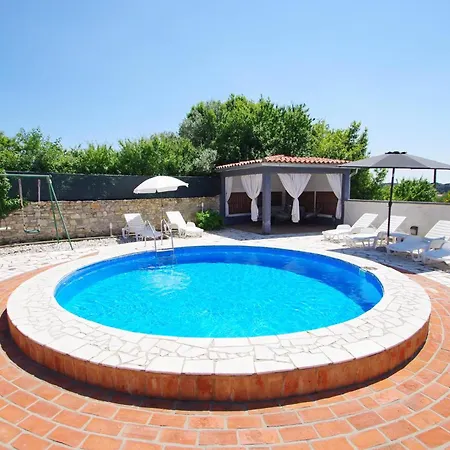 House Nena בית נופש