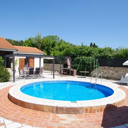 Vakantiehuis House Nena Pula