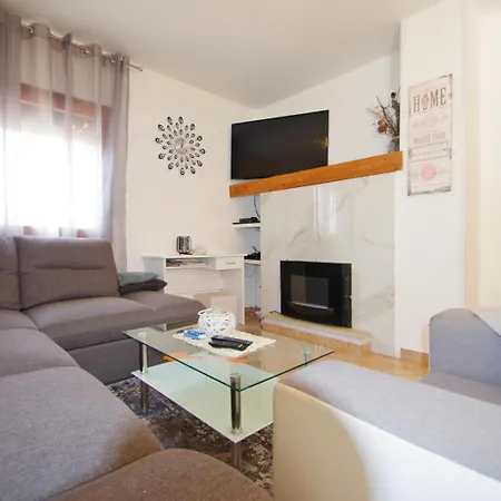 Σπίτι διακοπών House Nena Πούλα